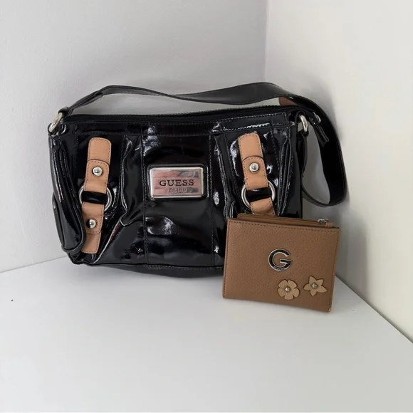 GUESS Glossy Black Shoulder Bag & Floral G-Logo Wallet Bundle - Picture 1 of 15